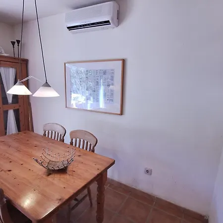 Mas Pinell, 3 Bedroom At 50m From The Beach.