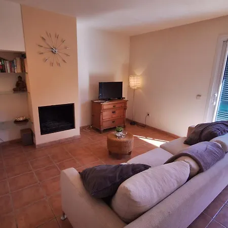 Casa vacanze Mas Pinell, 3 Bedroom At 50m From The Beach.
