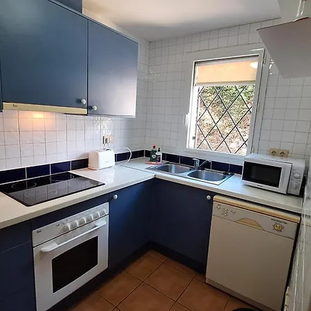 Holiday home Mas Pinell, 3 Bedroom At 50m From The Beach. *