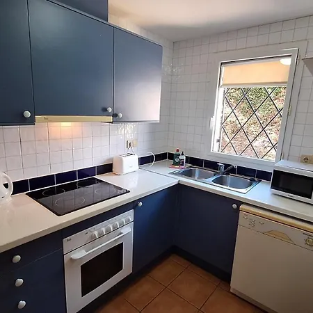 Mas Pinell, 3 Bedroom At 50m From The Beach.