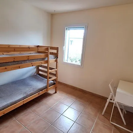 Casa vacanze Mas Pinell, 3 Bedroom At 50m From The Beach.